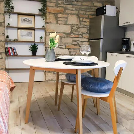 Akidado - Happy Lägenhet Pula