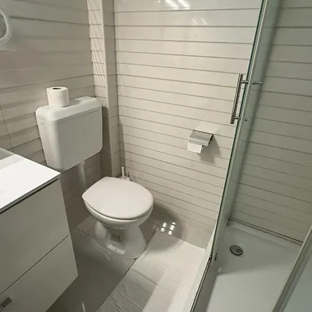 Apartment Akidado - Garden & Sea View - Happy Pula