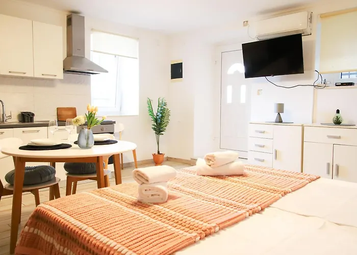 Akidado - Happy Lägenhet Pula