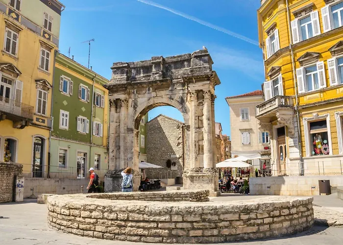 Akidado - Happy Pula